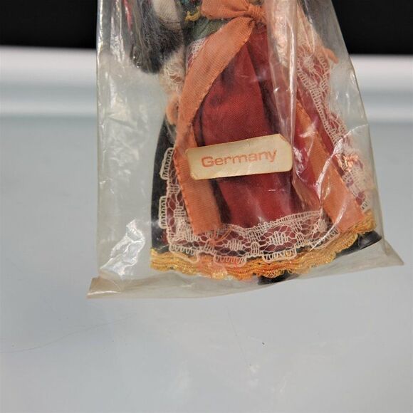 Germany Vintage 60s Dolls From Around the World - Picture 3 of 7